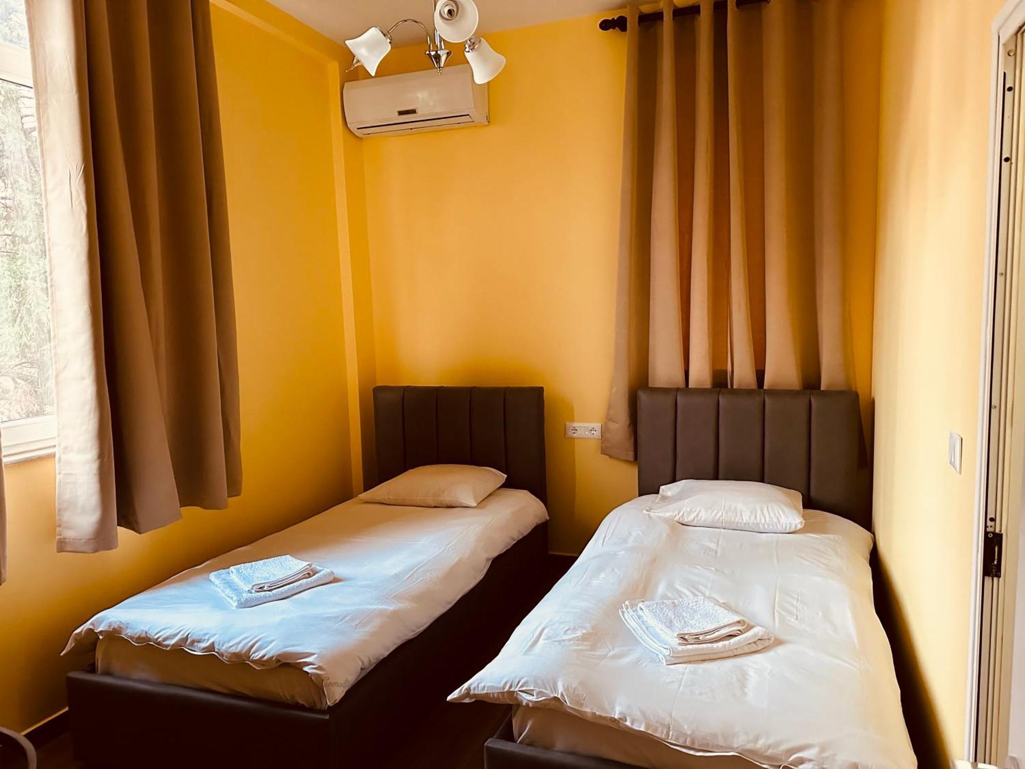 Couette-café Auto Tana Tirana