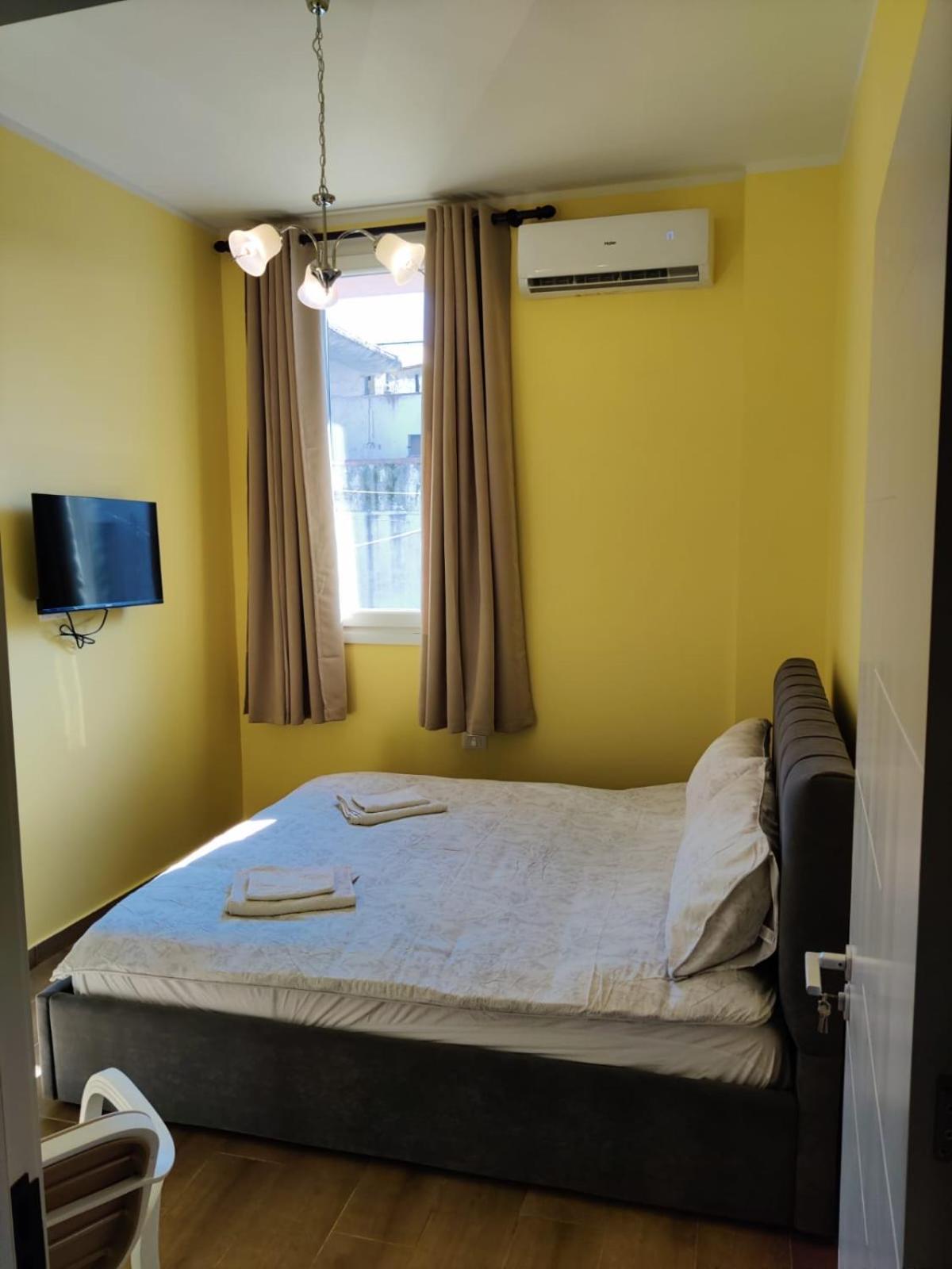 Couette-café Auto Tana Tirana